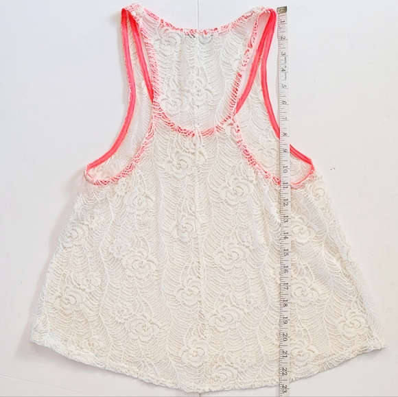 NWOT lace racerback tank - Picture 5 of 7